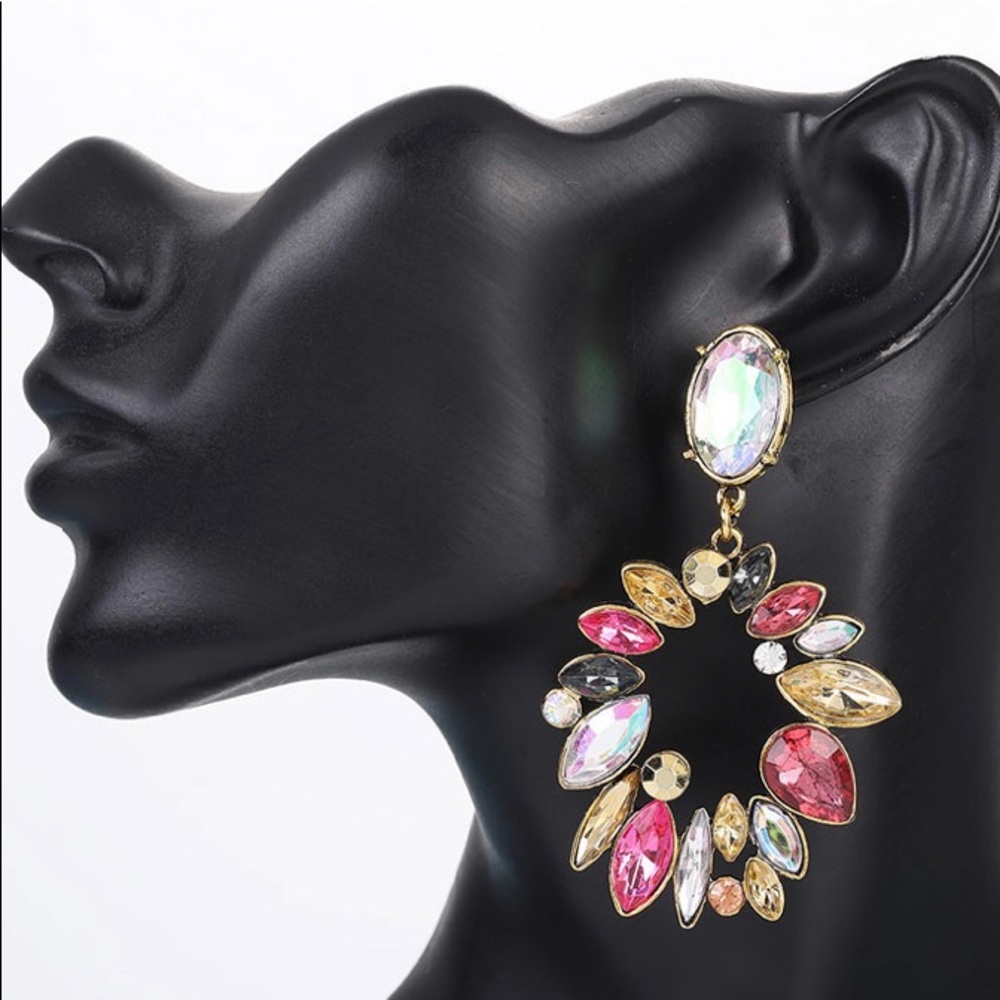 Multi color earring - Picture 2 of 3
